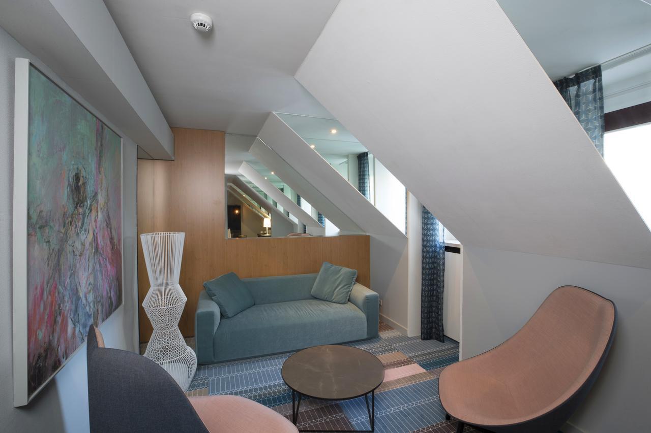 Derlon Hotel