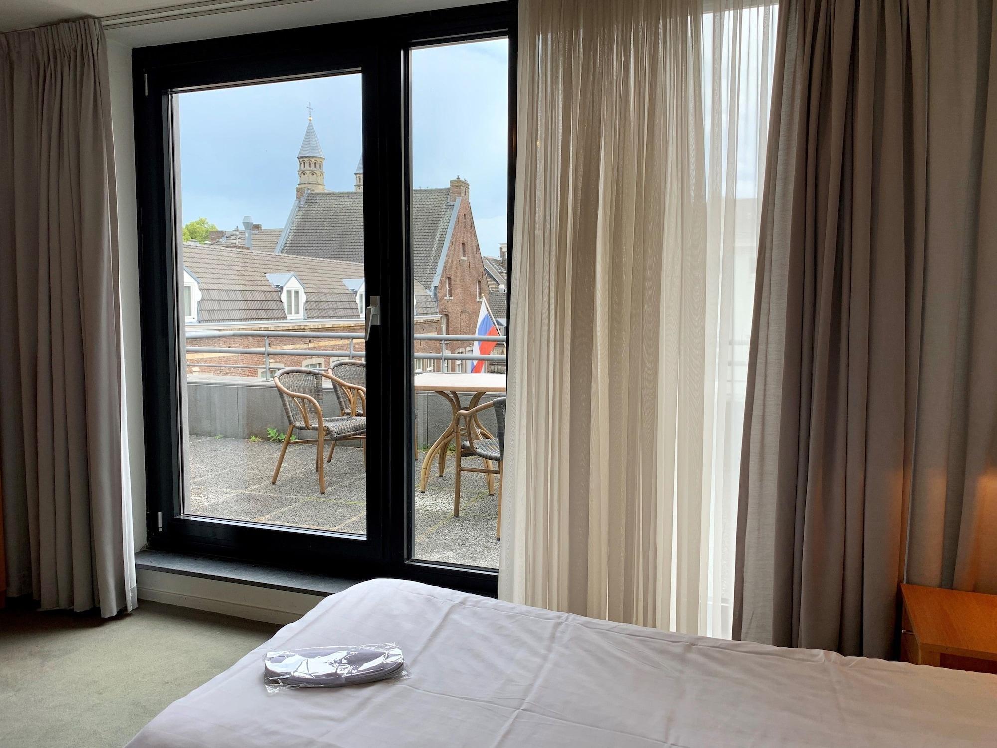 Derlon Maastricht