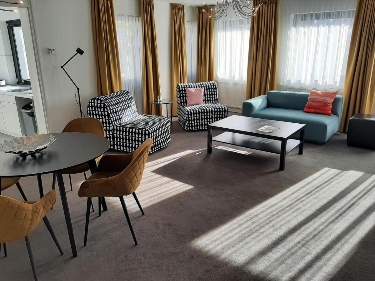 Derlon Hotel 4*