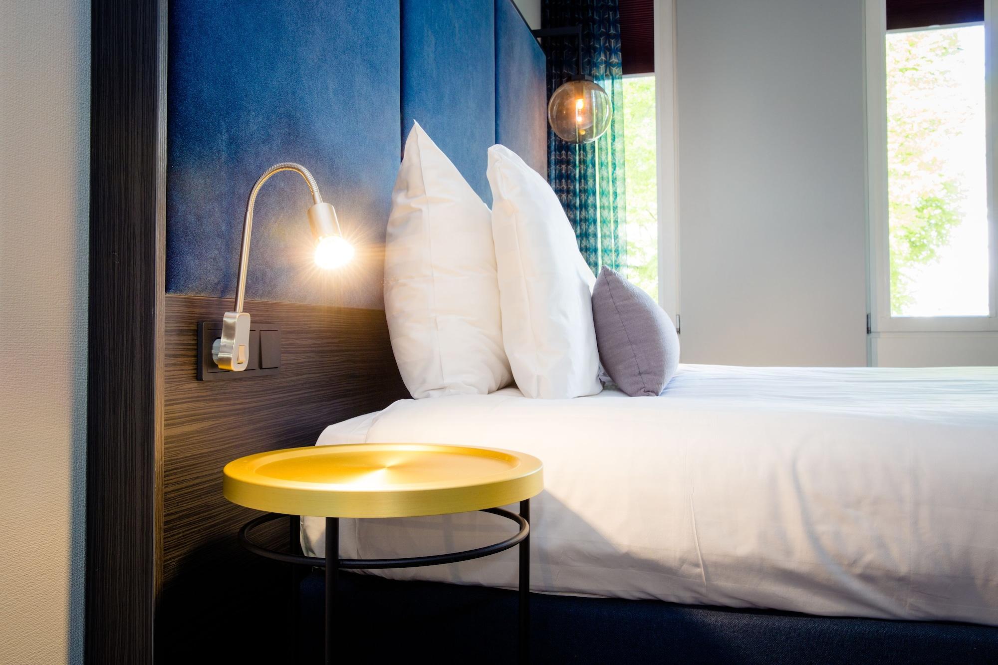 Derlon Hotel